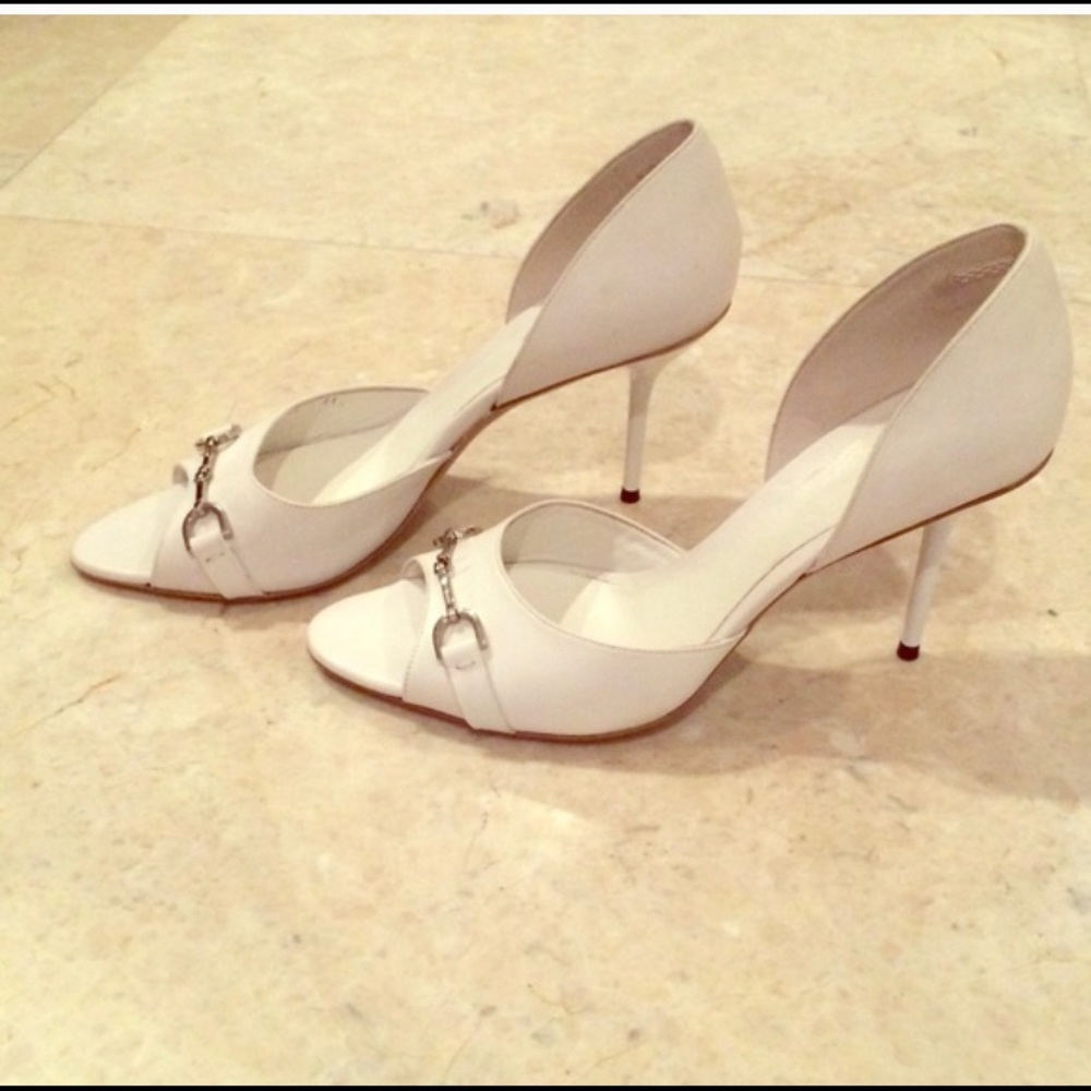 Gucci Guccissma White D’Orsay Pump Size 41!
